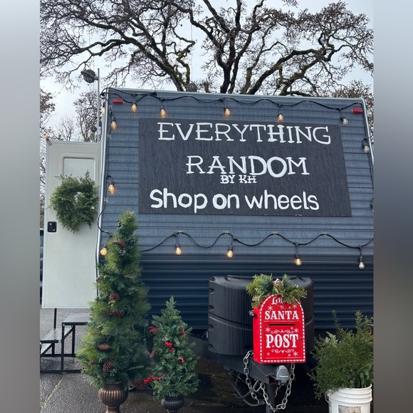 Meet your Posher, Krysti - Picture 4 of 4